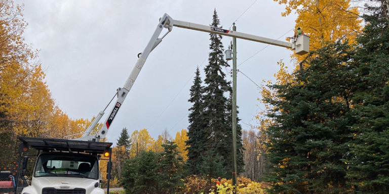 line clearing bucket truck